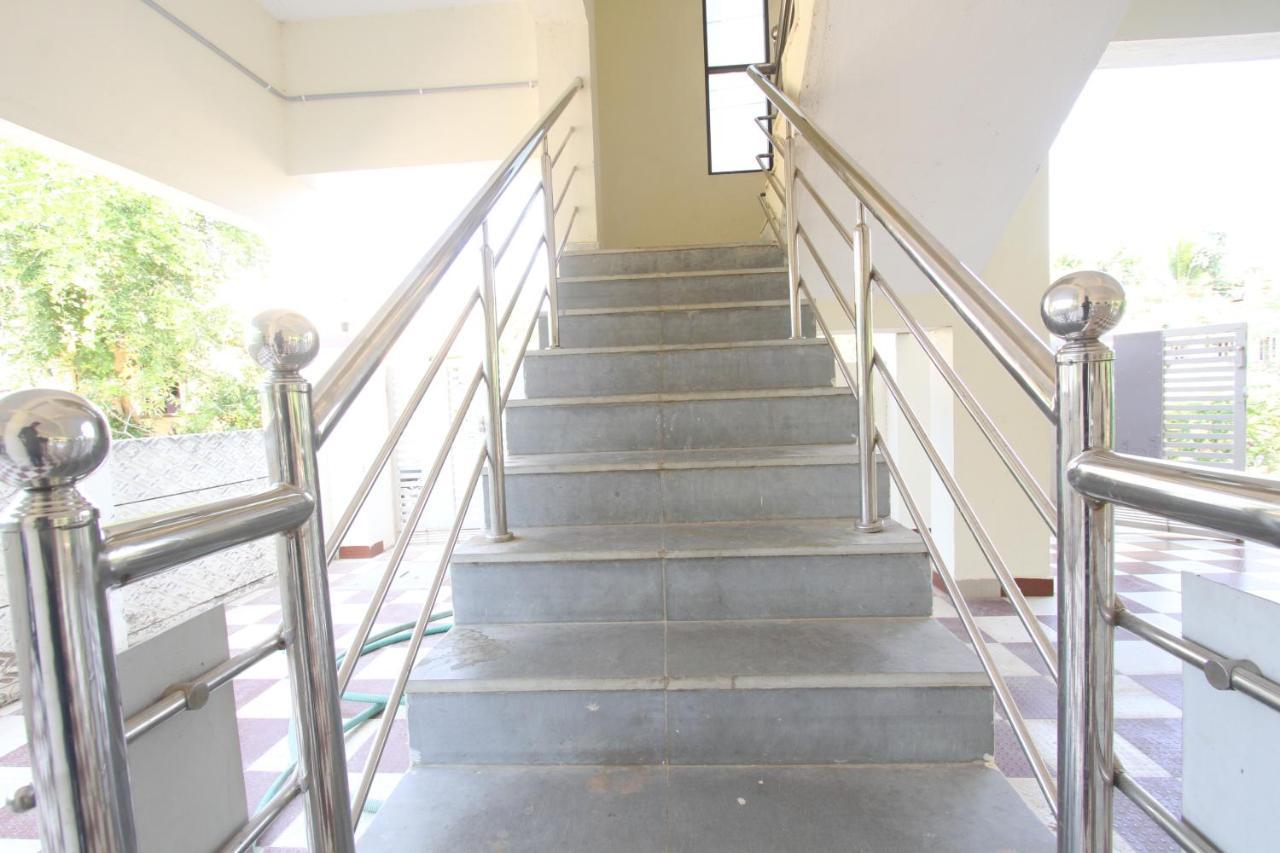 Naadi Homestay Thanjavur Luaran gambar